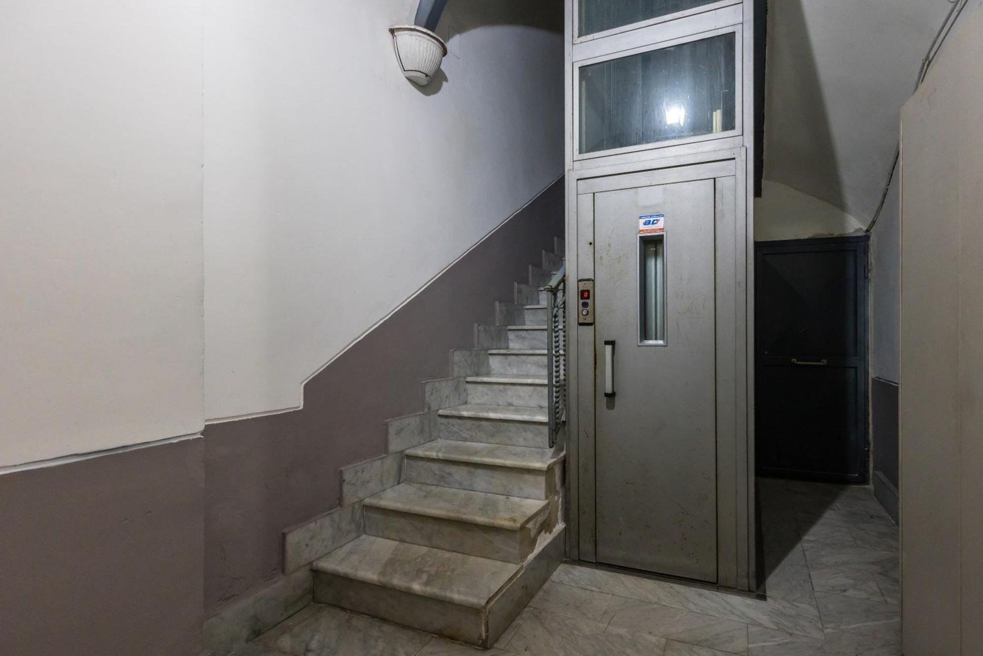 Lioy 25 By Napoliapartments Exterior photo